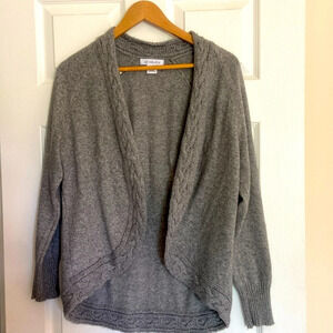 Liz Claiborne women’s gray sweater size LARGE